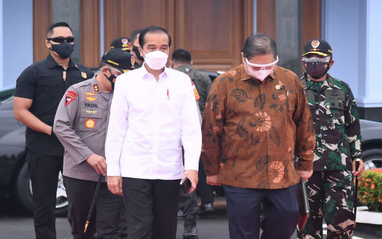Presiden Jokowi Tinjau Vaksinasi COVID-19 di Sejumlah Wilayah Jawa Tengah Hari Ini
