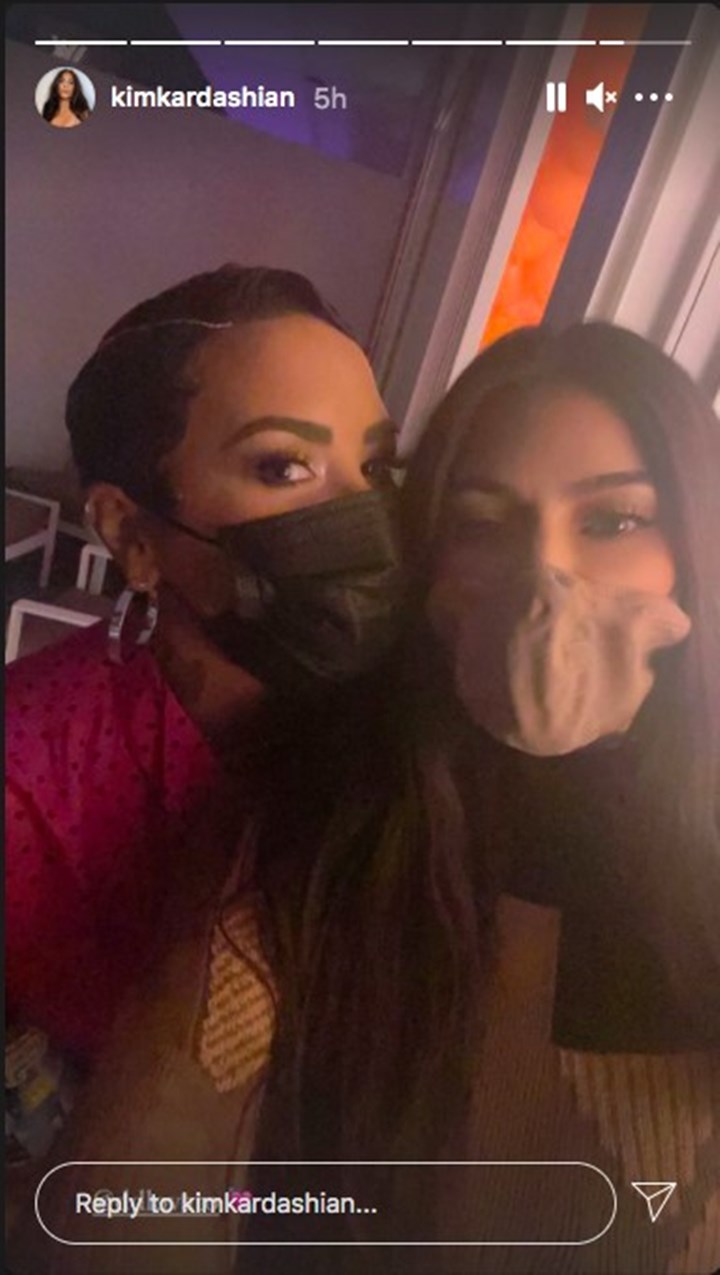 Bersahabat, Kim Kardashian Tunjukkan Dukungan Ini Kepada Demi Lovato