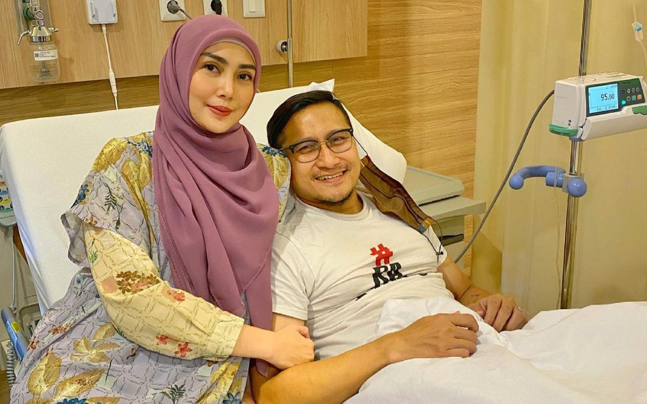 4 Hari Sudah Arie Untung Jalani Perawatan Di Rumah Sakit, Ternyata Derita Sakit Ini