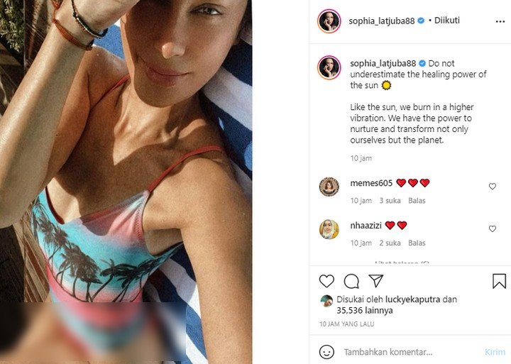 Sophia Latjuba Seksi Berbikini