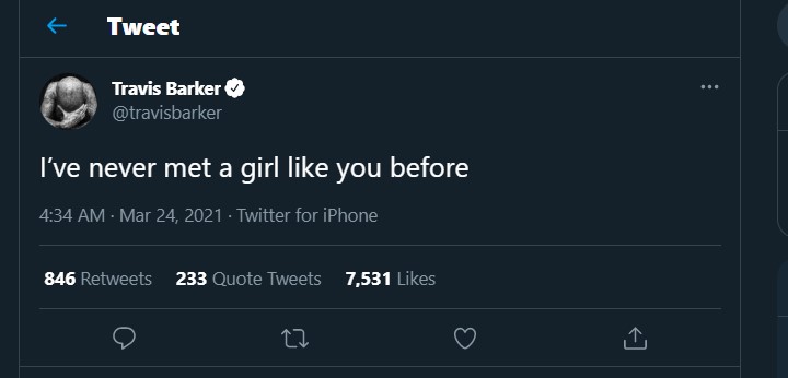  So Sweet, Travis Barker Akui Tak Pernah Bertemu Wanita Seperti Kourtney Kardashian