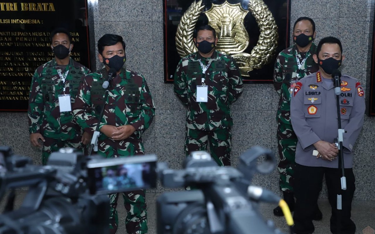 Tak Tinggal Diam, TNI Ikut Bantu Mengamankan Pasca Serangan Di Mabes Polri