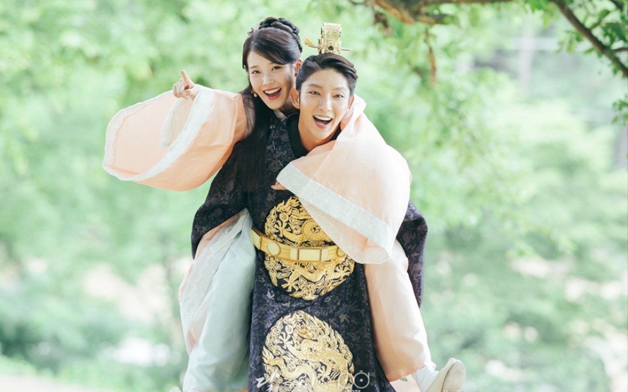 Lee Jun Ki dan IU Buka Suara Soal 'Moon Lovers: Scarlet Heart Ryeo' Season 2