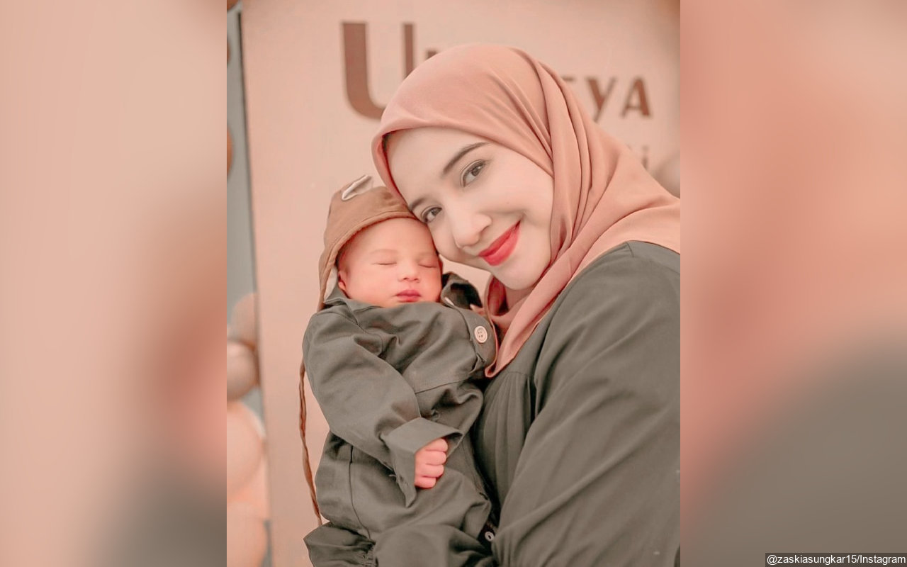 Zaskia Sungkar Beberkan Perkembangan Baby Ukkasya di Usia 20 Hari Hingga Ungkap Fakta Gemas Ini