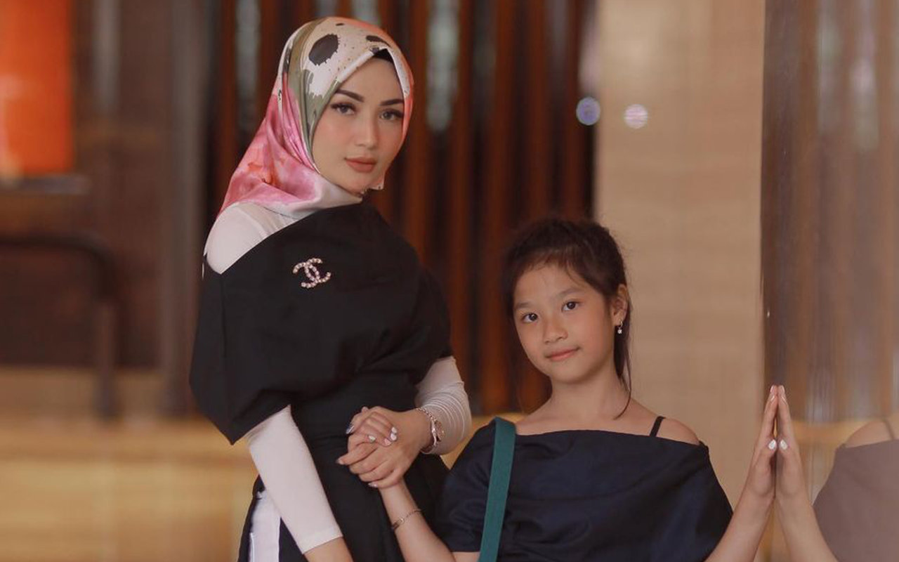 Imel Putri Dipuji Bak Pahlawan oleh Sang Anak, Aqila Justru Kena Kritik Gara-gara Ini