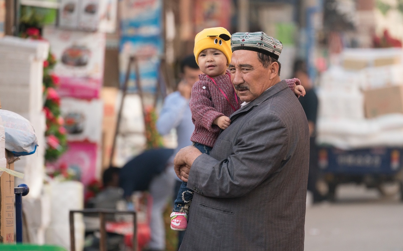 Anak-Anak Muslim Uyghur di Bawah Umur yang Tinggal di Xinjiang Dilarang Ikut Puasa 