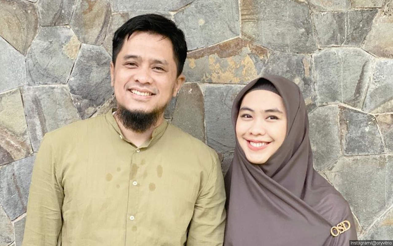 Oki Setiana Dewi Dikira Istri Ketiga Ustaz Jeffry Al Buchori, Suami Langsung Bereaksi
