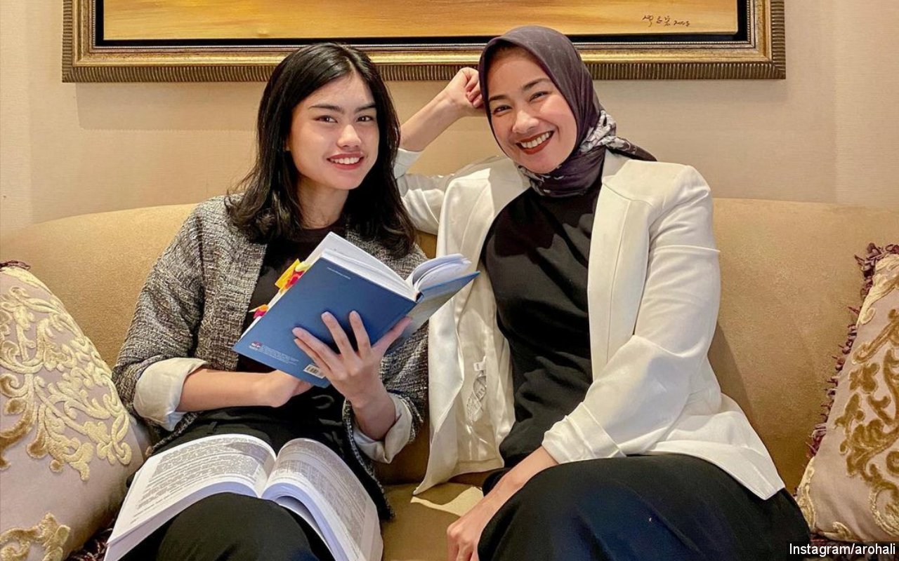 Sering Habiskan Waktu Bersama, Putri Sulung Alya Rohali Kesal Disebut Kakak Adik