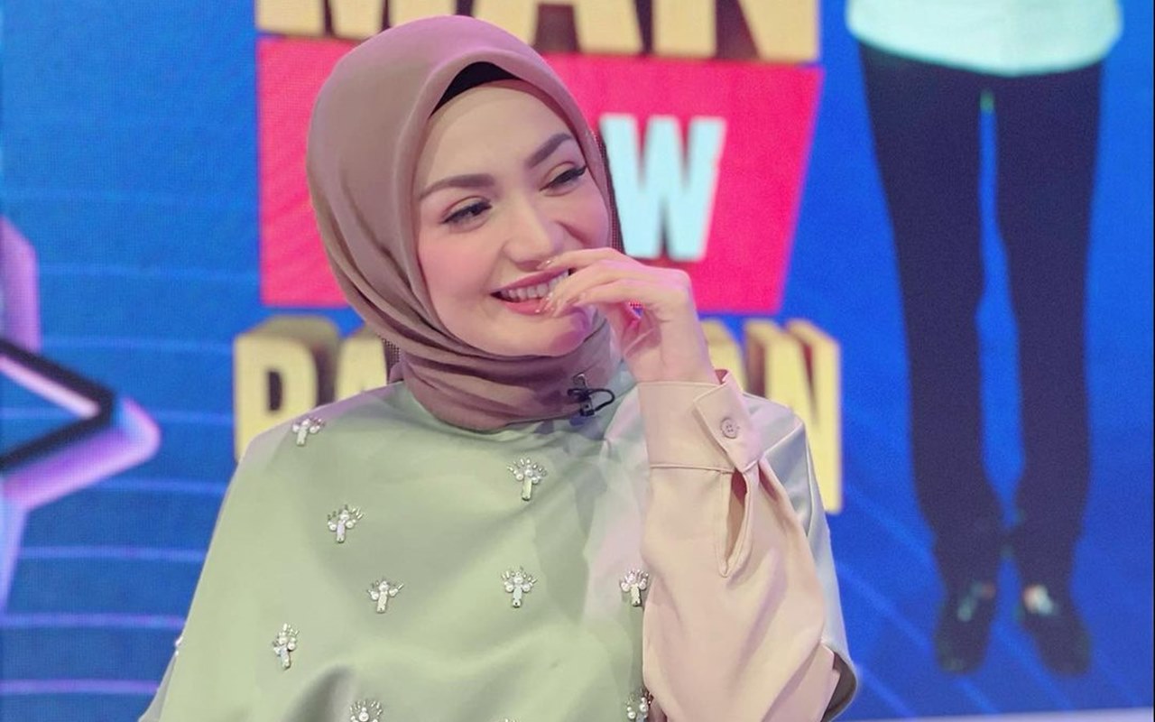 Penampilan Imel Putri Cahyati Ramai Dikritik Karena Gaya Hijab, Bahkan Disebut Bakal Dilepas