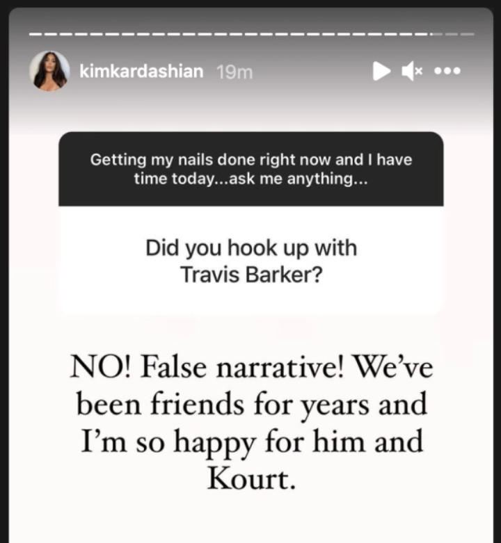 Diisukan Jadi Orang ketiga, Kim Kardashian Tegas Sangkal Tuduhan Jalin Hubungan Dengan Travis Barker