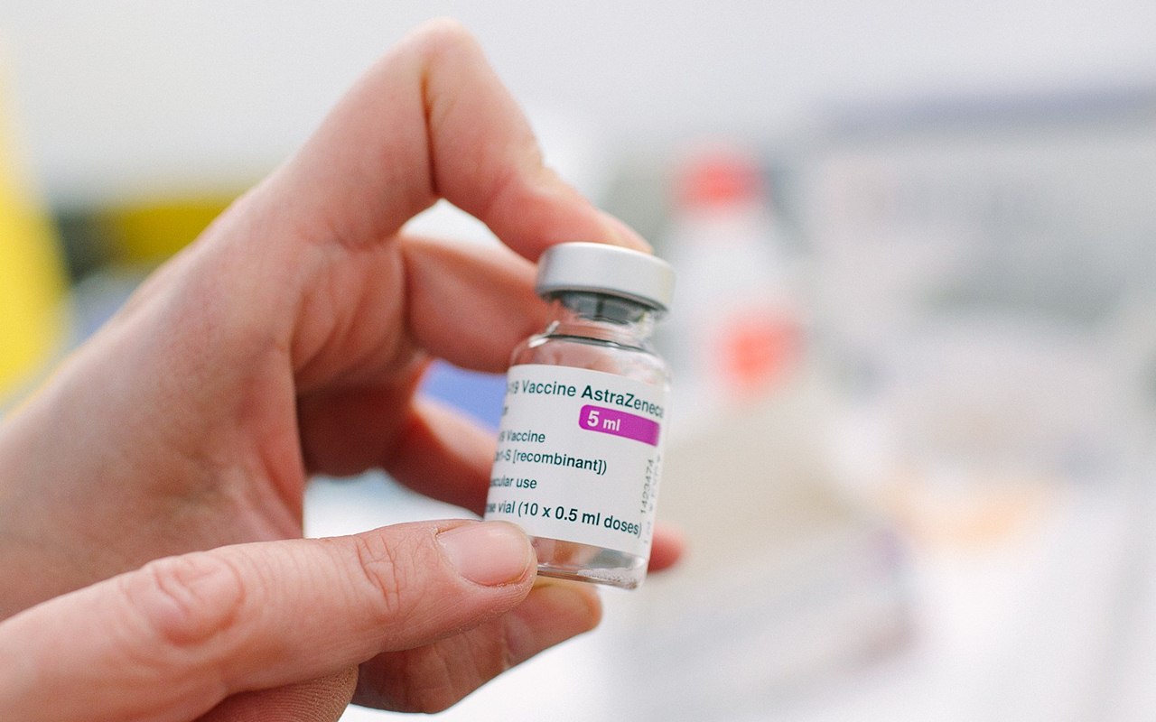 Vaksin AstraZeneca dan Johnson & Johnson Diduga Sebabkan Pembekuan Darah, Peneliti Ungkap Penyebab