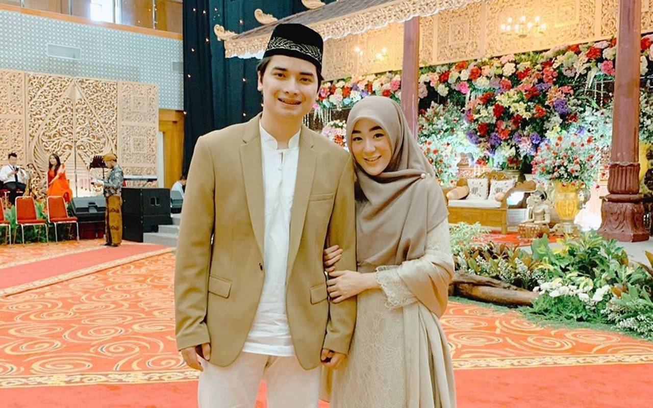 Alvin Faiz Curhat Depresi Digugat Cerai, Larissa Chou Beri Sindiran Bukan Pria Sejati