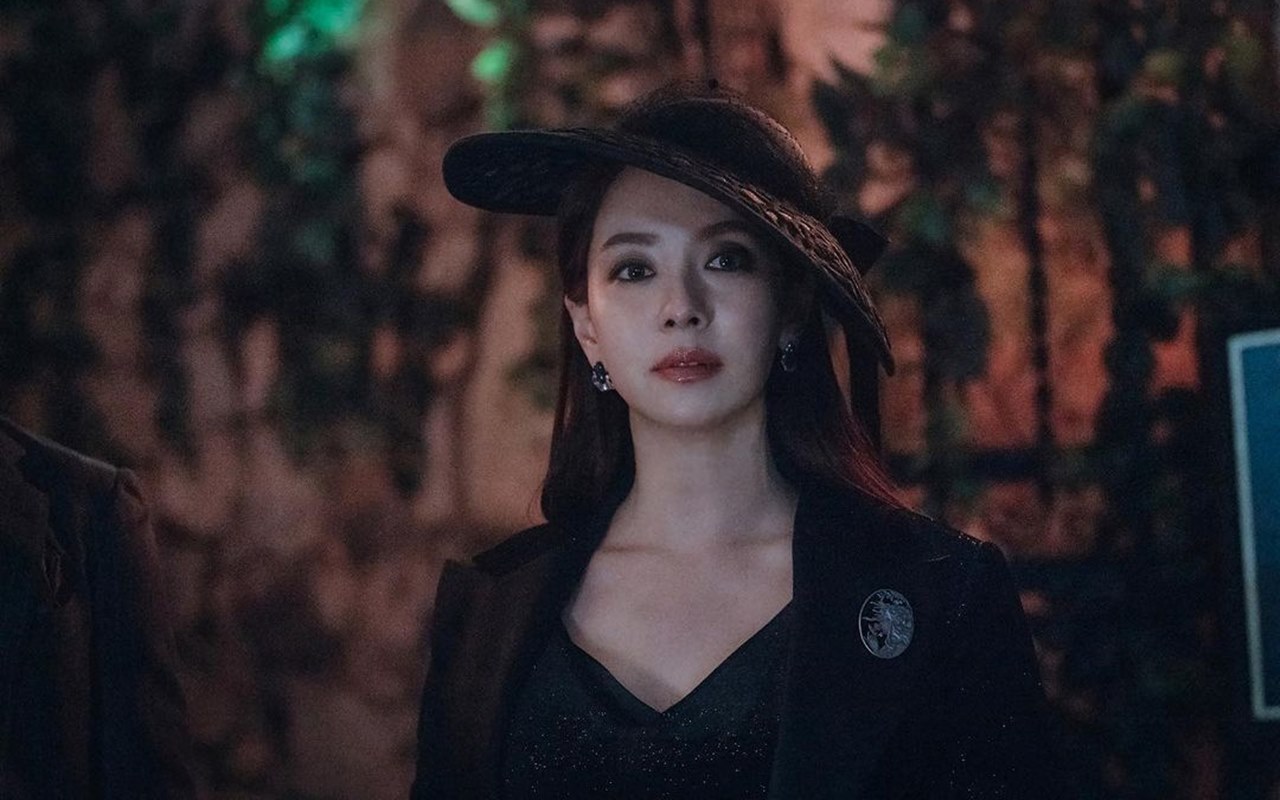 Song Ji Hyo Jadi Penyihir Cantik, Buka Restoran Bersama Partner Tak Terduga