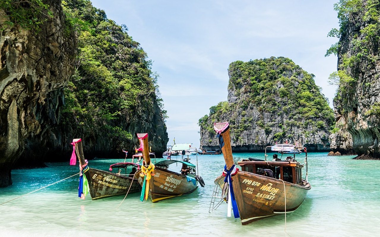 Phuket Buka Lagi Mulai 1 Juli, Wisatawan Asing Tak Perlu Karantina!