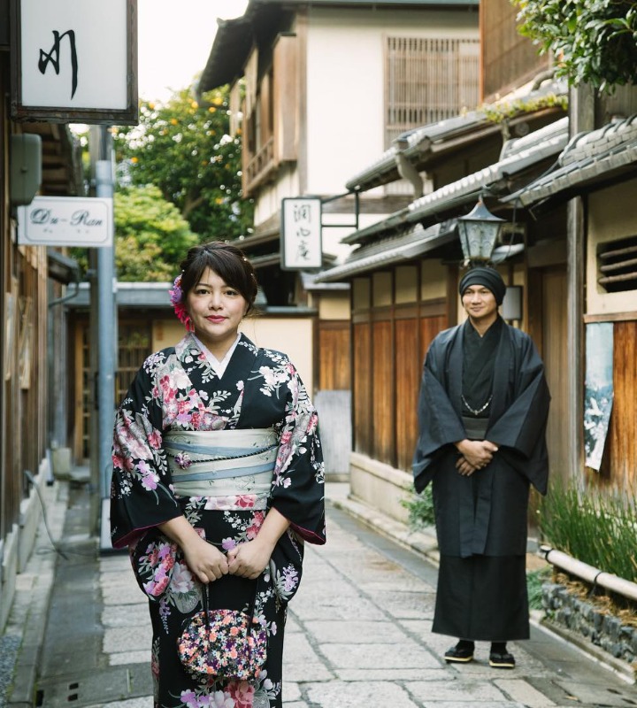 Saat <i>photoshoot</i> di Jepang bersama suami