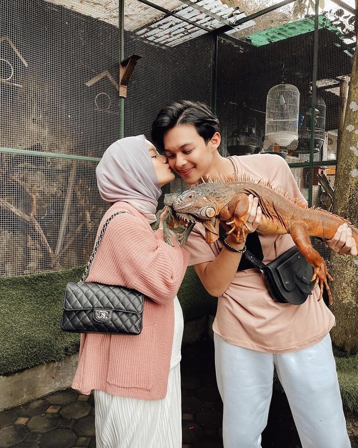 Kemesraan Rey dan Dinda yang selalu bikin iri