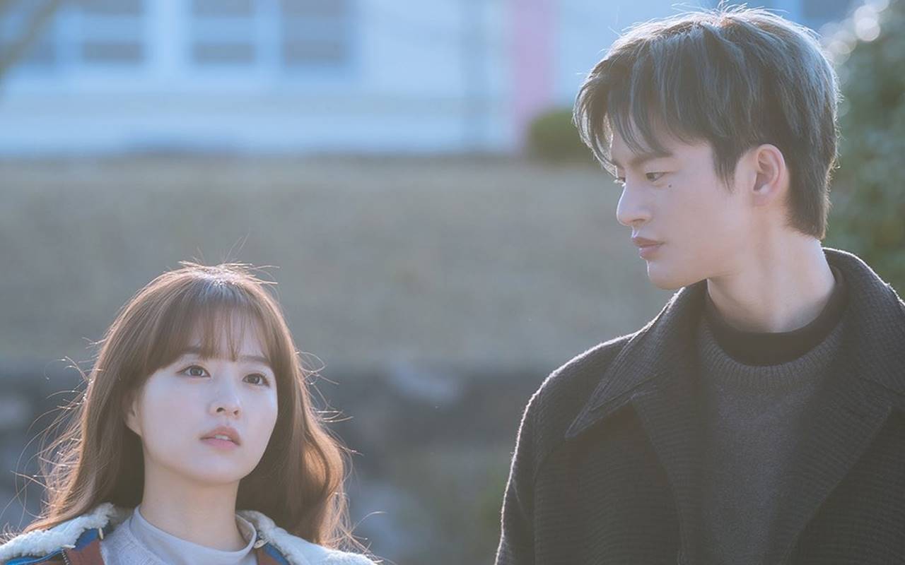 Seo In Guk-Park Bo Young 'Pinta' Syuting 'Doom at Your Service' Dihentikan usai Lakukan Adegan Ini