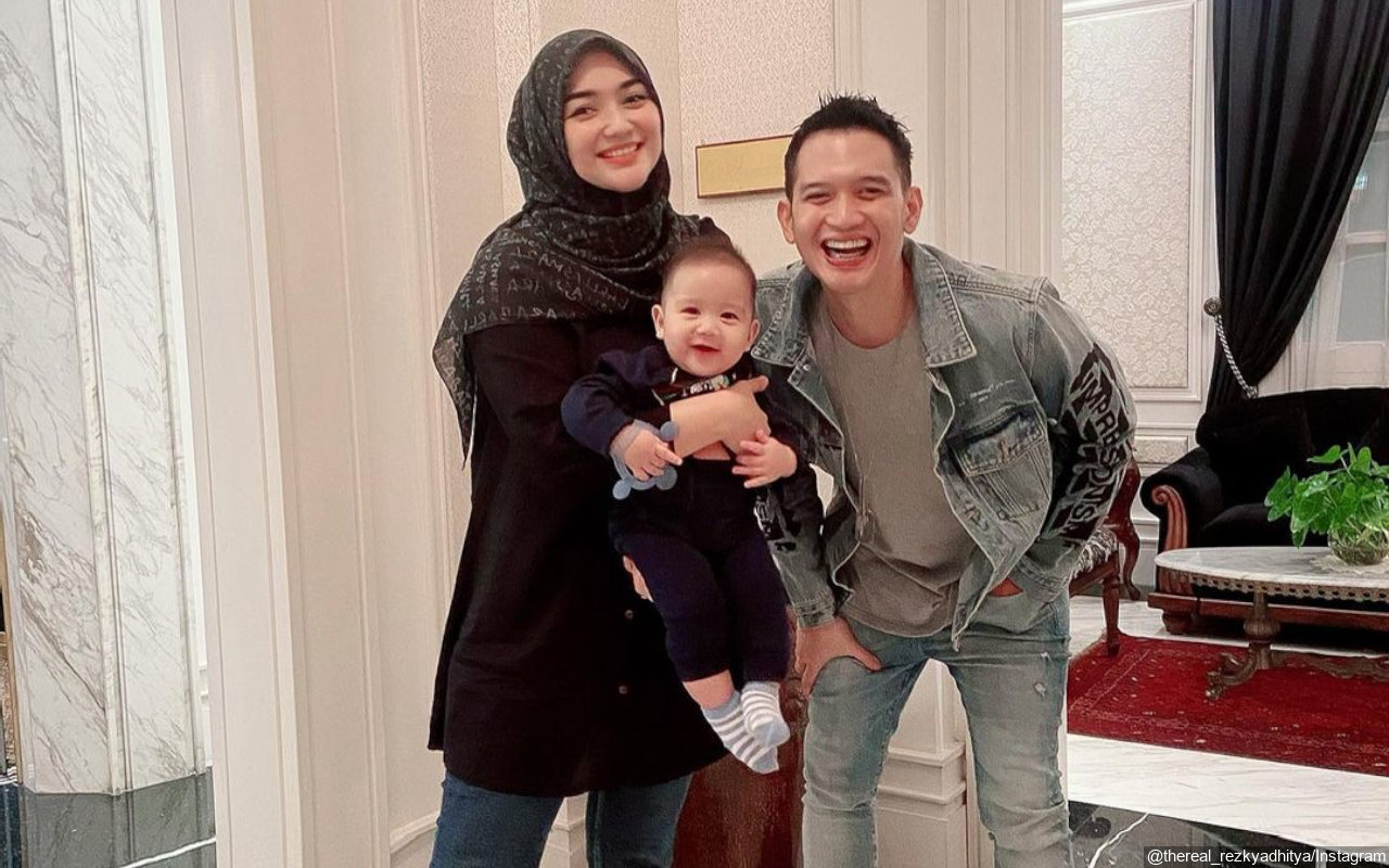 Geger Foto Diduga Wajah Putri Cantik Rezky Aditya dan Pengusaha Tajir 'W', Super Mirip?