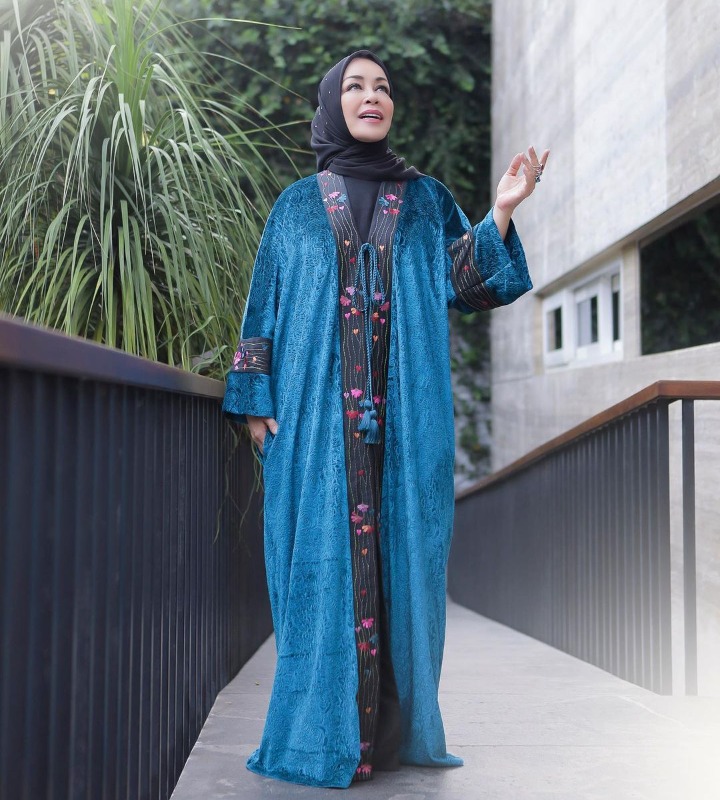Selalu Tampil <i>Stylish</i> dan Menawan