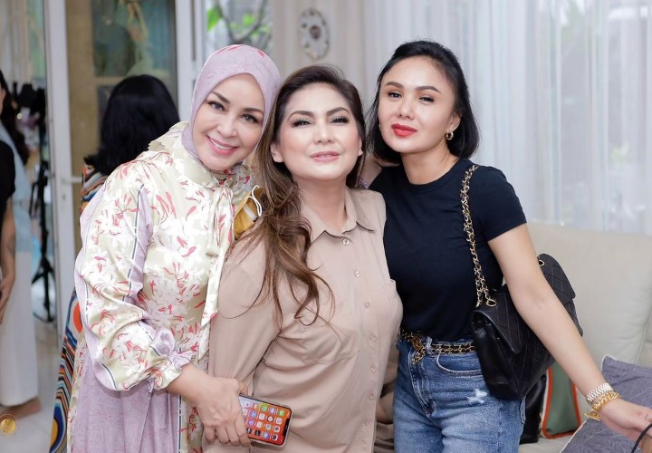 Potret Bersama Sahabat 