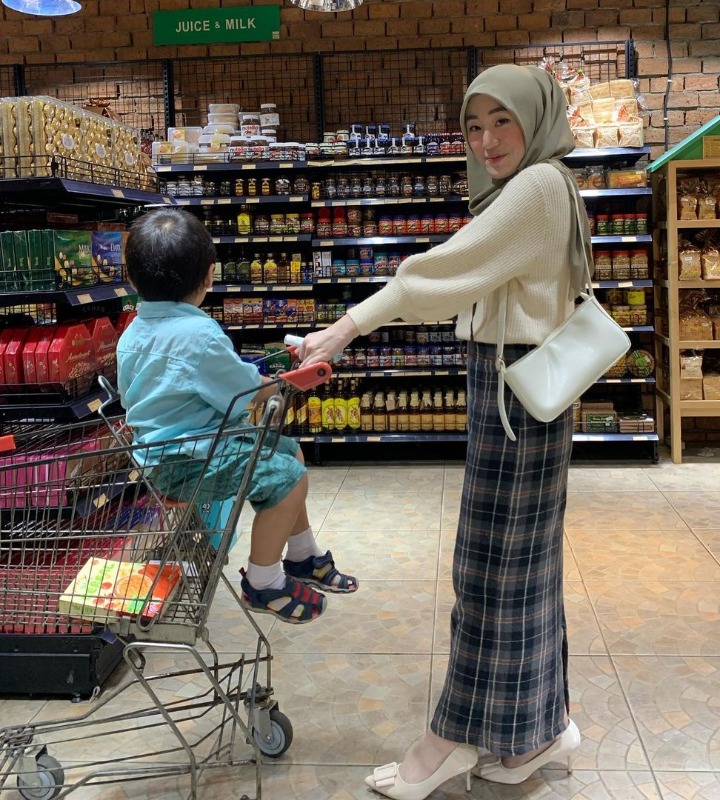 Belanja Kebutuhan Buah Hati