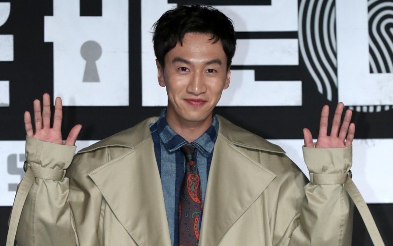Tinggalkan 'Running Man', Lee Kwang Soo Diincar Bintangi Drama 'Murderer's Shopping List'