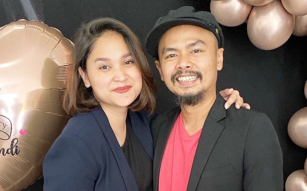 Istri Wendi Cagur Melahirkan Anak Ketiga, Paras Cantik dan Menggemaskan Sang Bayi Kejutkan Netizen