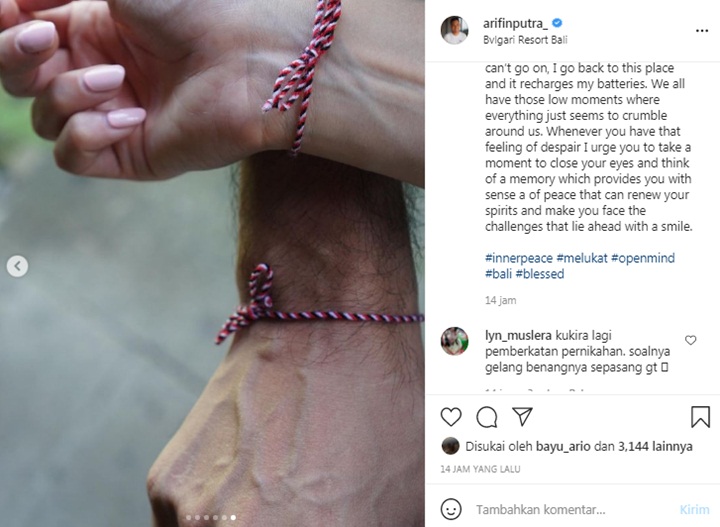 Arifin Putra Jalani Upacara Melukat, Tangan Cewek Bikin Salfok