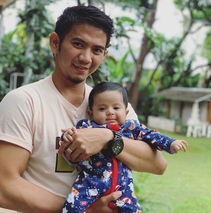 <i>Like father like son</i>