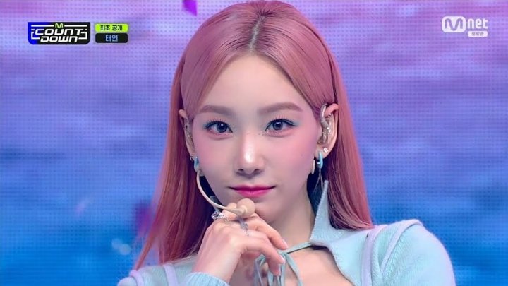 Tae Yeon Girls\' Generation Tuai Pujian Lewat Makeup \'Unicorn\' di Comeback Stage, Seperti Apa?