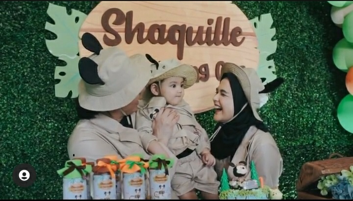Potret ultah pertama yang penuh haru