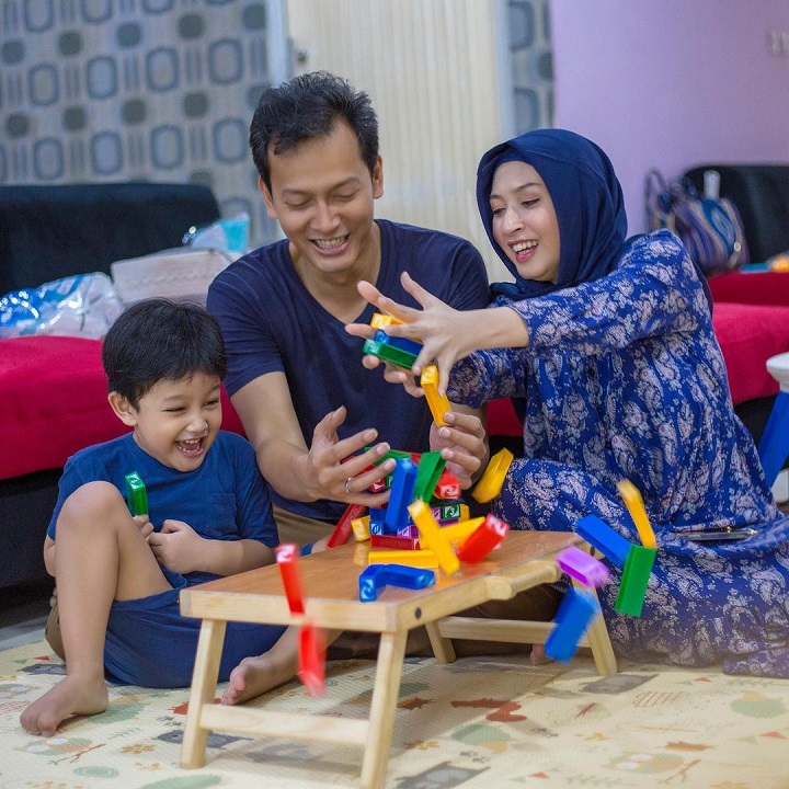 Membesarkan Anak Bersama