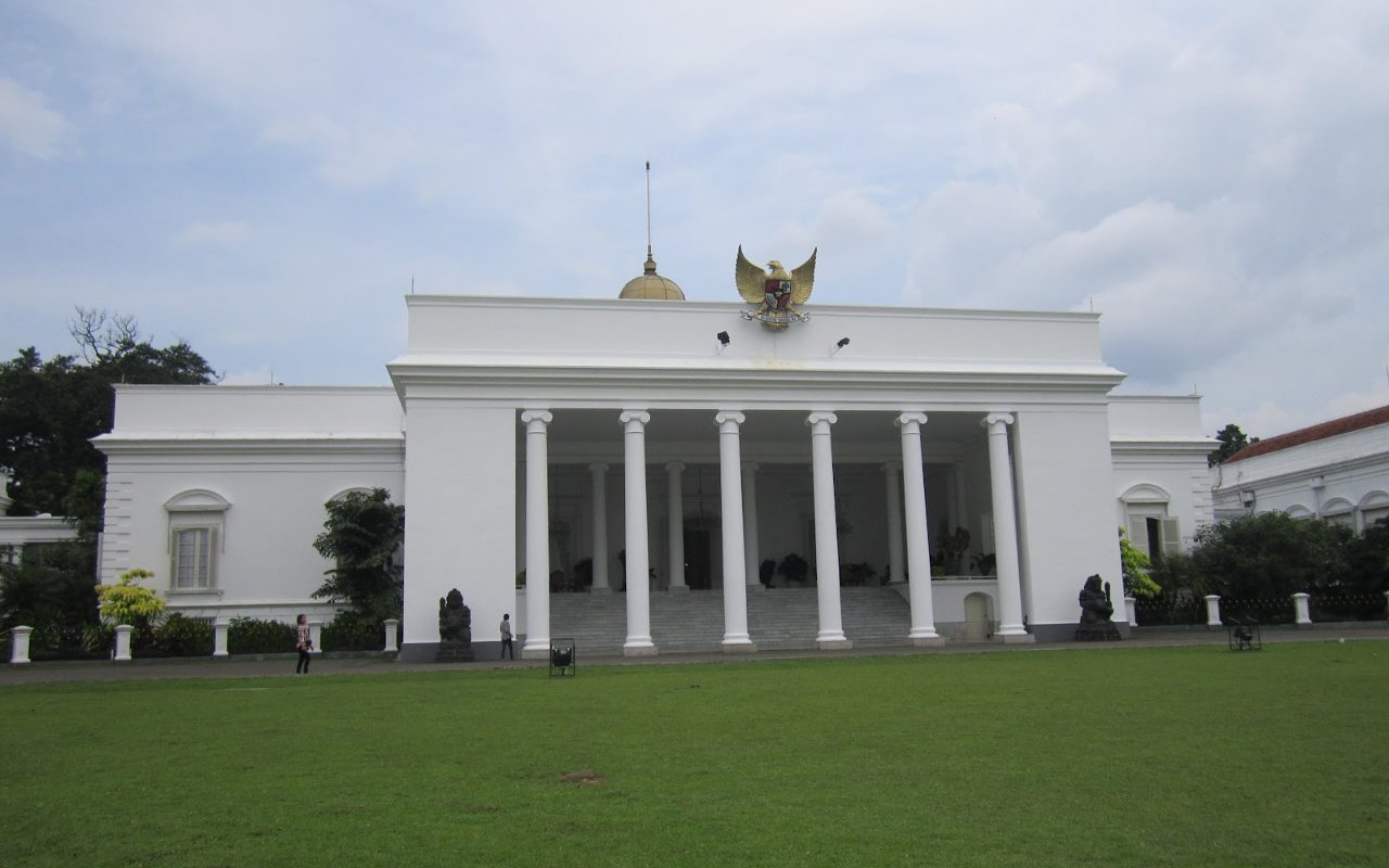 Aksi 'Jokowi End Game' Di Istana Hingga Sore Belum Tampak, Ketua BEM Unpar Dituding Jadi Dalang
