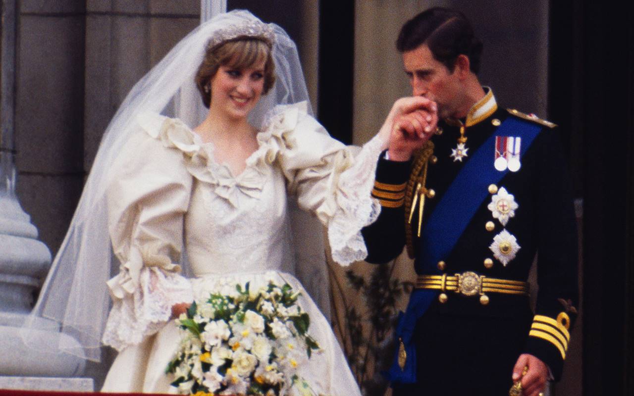 Kue Pernikahan Pangeran Charles dan Putri Diana Diawetkan, Begini Kondisinya Sekarang