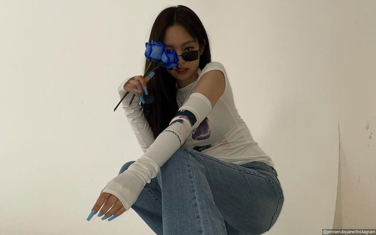 Jennie BLACKPINK Akui Nonton Fancam Seksinya Saat Nyanyikan 'So Hot', Netizen Beri Respon Begini