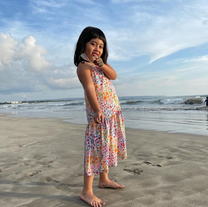 Vania Tumbuh Menjadi Anak Yang Sehat Dan Cantik