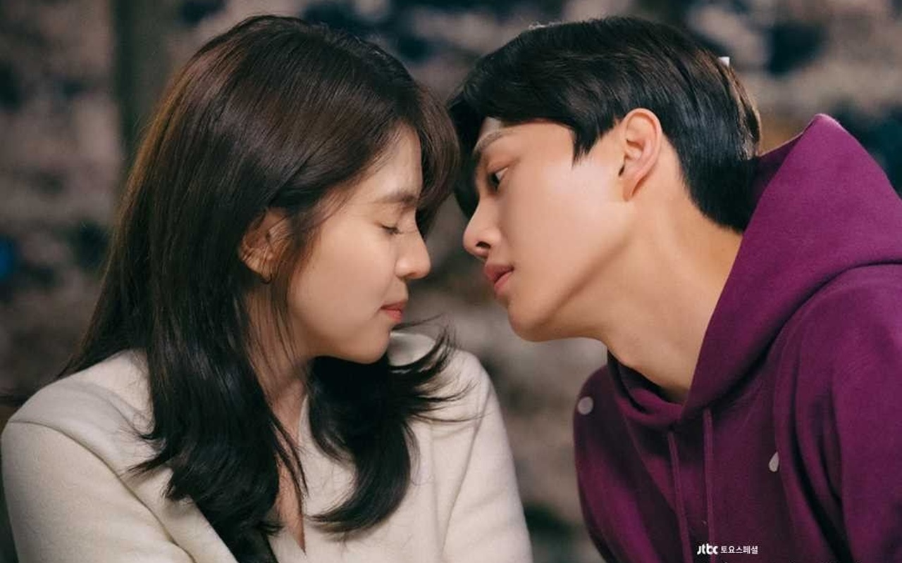 Penggemar Drama Han So Hee dan Song Kang 'Nevertheless' Terpecah Jadi 2 Kubu, Lebih Unggul Mana?