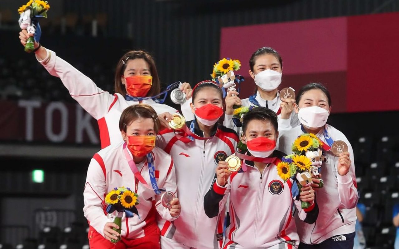 BWF Sempat Salah Unggah Chen/Jia Jadi Pemenang Medali Emas Olimpiade, Warganet Indonesia Tertawa