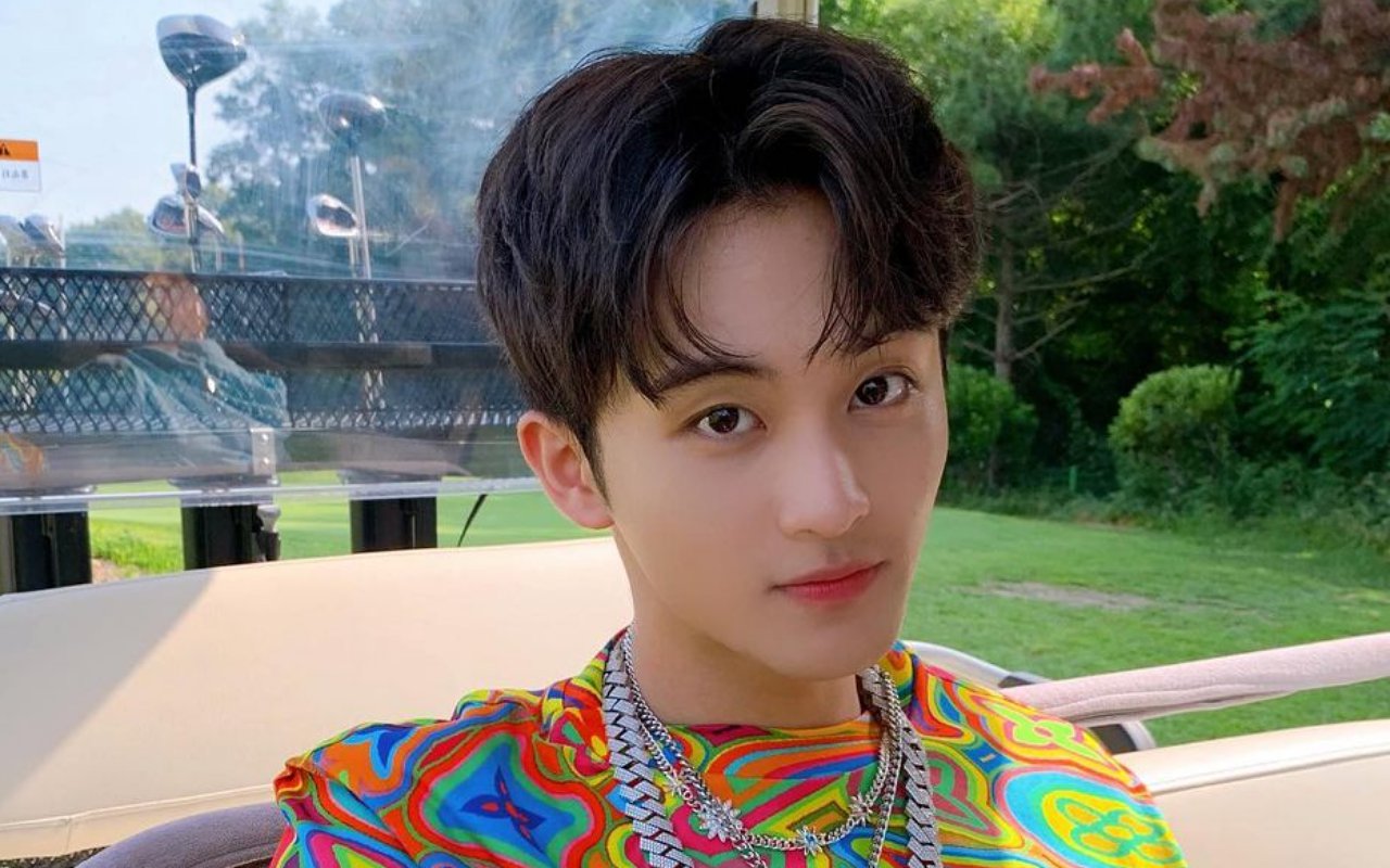 Mark Pamer Hadiah Ultah dari Jaehyun dan Doyoung Serta Bagikan Spoiler Comeback NCT 127