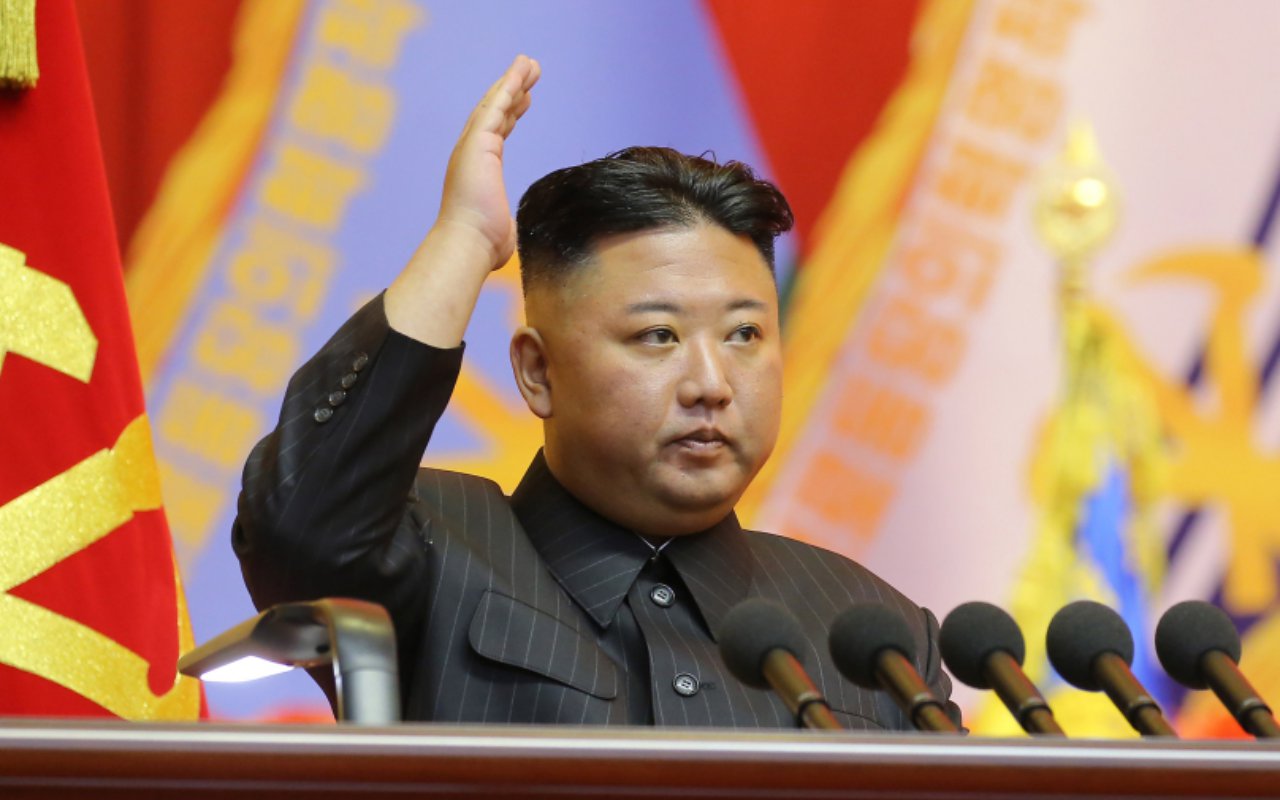 Perban di Leher Kim Jong Un Picu Rumor Tumor, Mata-Mata Korsel Bongkar Fakta Ini