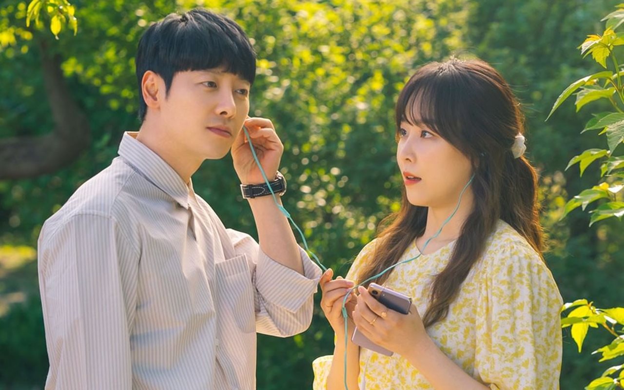 Kim Dong Wook dan Seo Hyun Jin Ciuman Hot di 'You Are My Spring', Begini Proses Syutingnya
