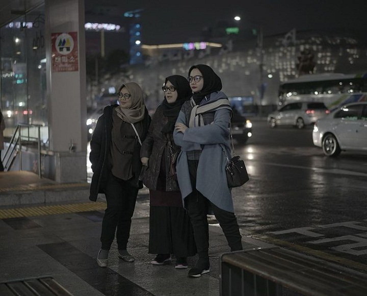 Trio kacamata   yang cantik-cantik