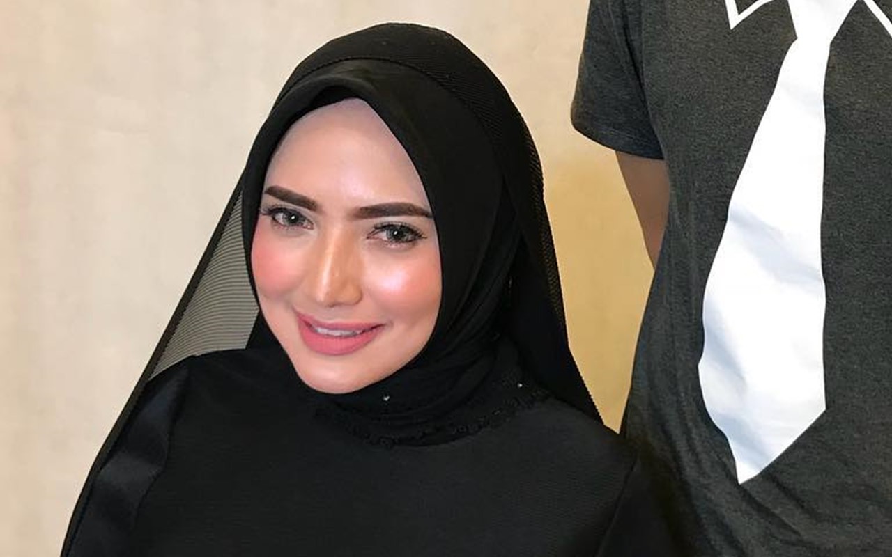 Pernah Jadi 'Istri Ketiga' Opick, Yulia Mochamad Mendadak Sindir Pria Poligami
