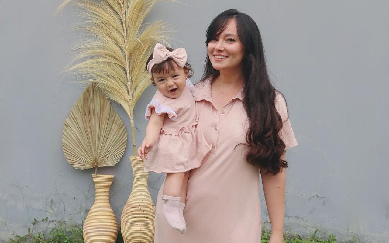 Imut Maksimal, Putri Asmirandah Tampil Beda Dengan Rambut Kuncir 2 dan Poni Gantung
