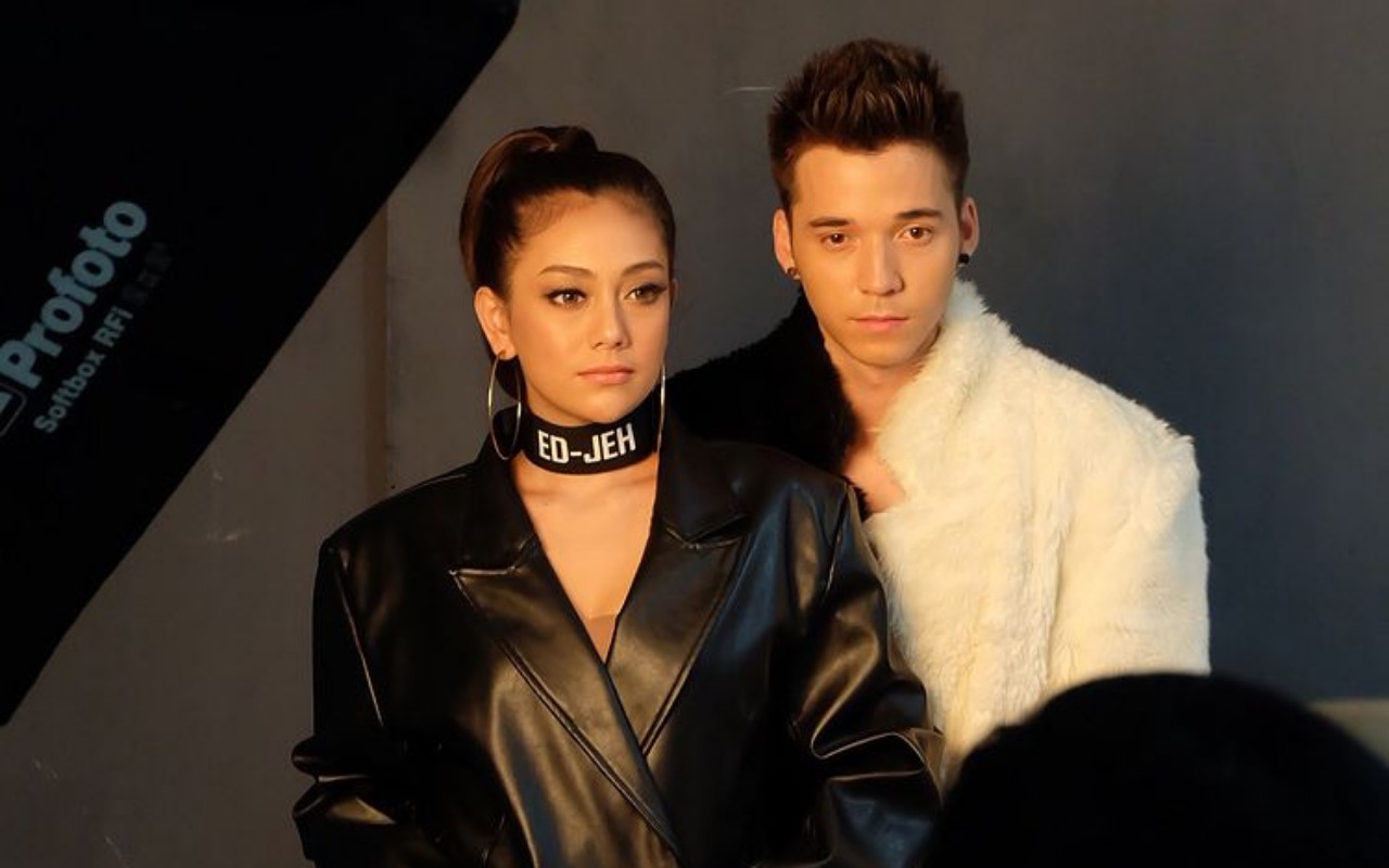 Minta Maaf Karena Absen Ultah, 7 Momen Celine Evangelista dan Stefan William Tebar Aura Cinta