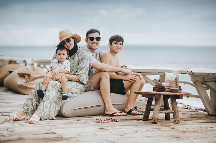 Harmonis berempat bareng anak-anak
