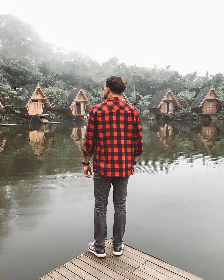 Pose pamer Punggung