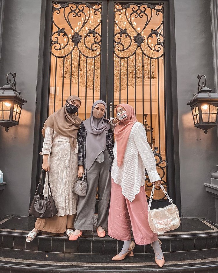 <i>Fashionable</i> bareng sahabat 