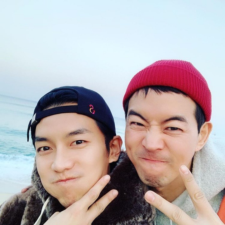 Akrab dengan lee sang yoon
