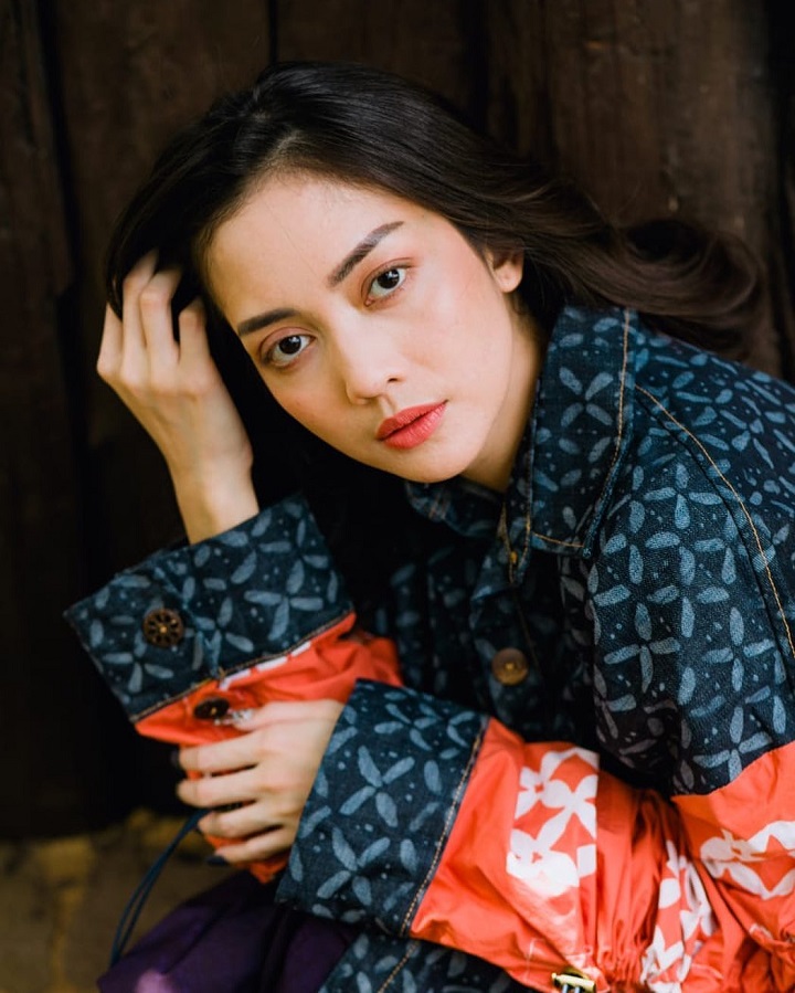 Tunjukkan Tatapan Tajam